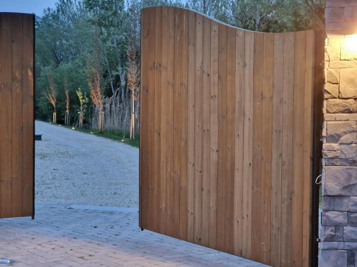 Intertranscoop Lake House Vámosszabadi Zewnętrze zdjęcie